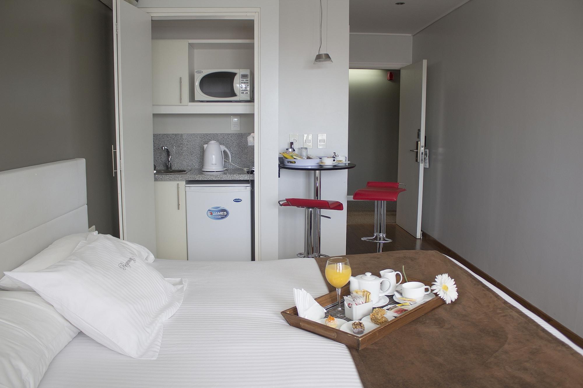 Regency Golf - Hotel Urbano Montevideo Buitenkant foto