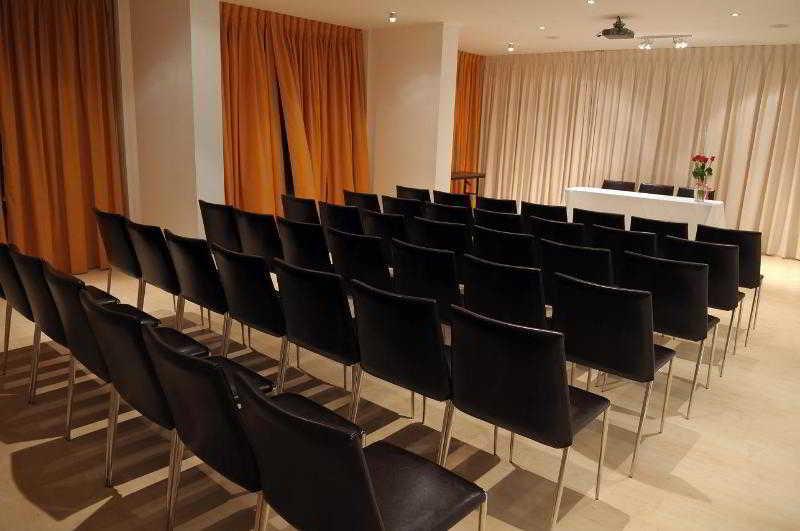 Regency Golf - Hotel Urbano Montevideo Buitenkant foto