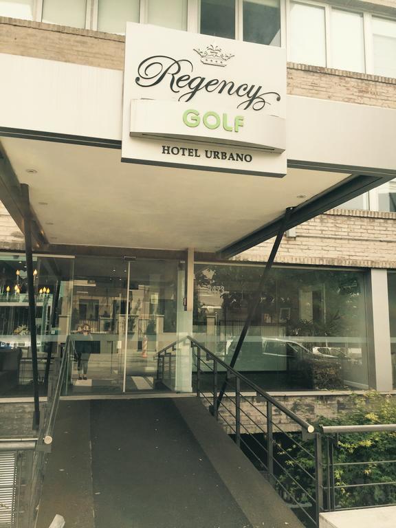 Regency Golf - Hotel Urbano Montevideo Buitenkant foto